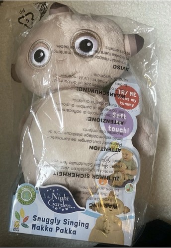 Snuggly singing makka pakka - singing,